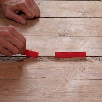 Trämaskar i trägolv Trämaskar i trägolv